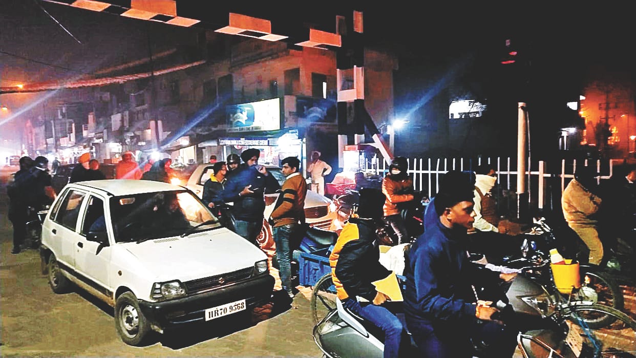 People upset due to jam at Issapur railway fatak