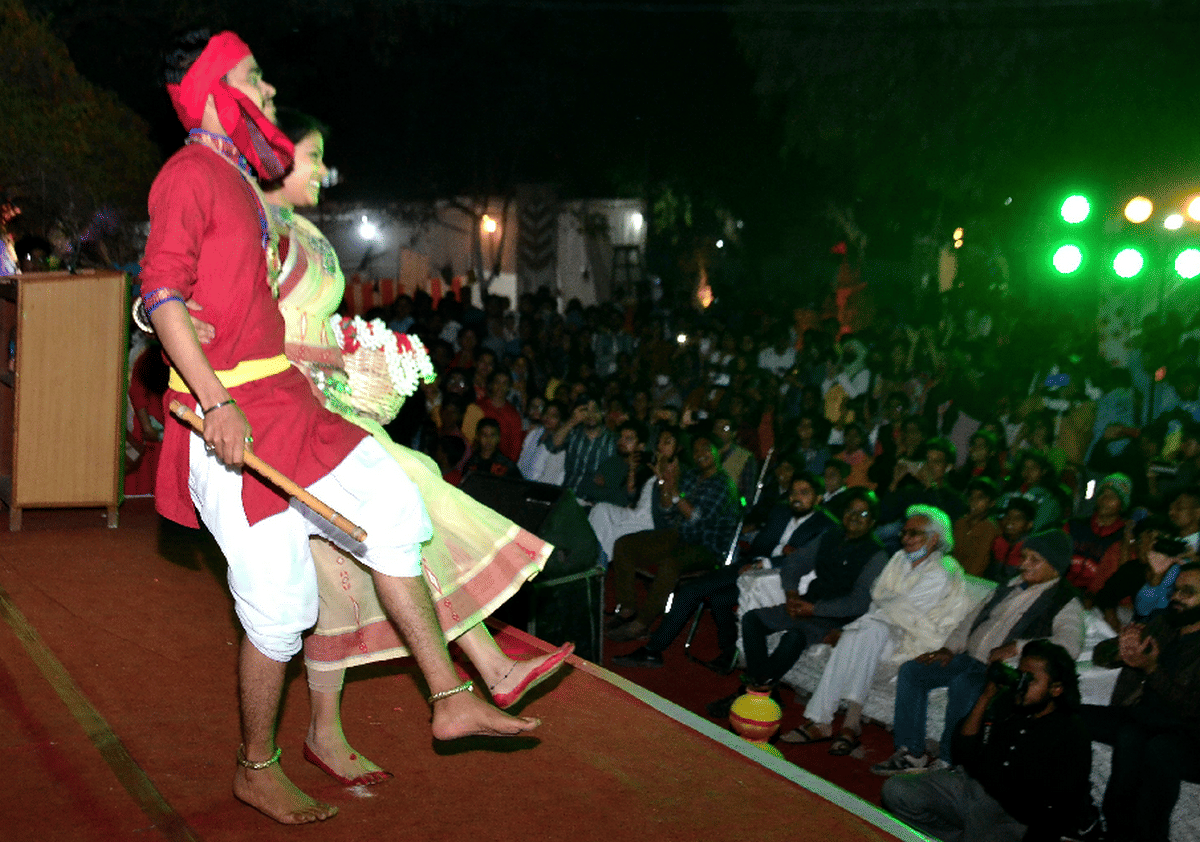 Kashi Vidyapeeth Centenary Celebration: corner of Vidyapeeth from the Triveni of art, culture and skill 