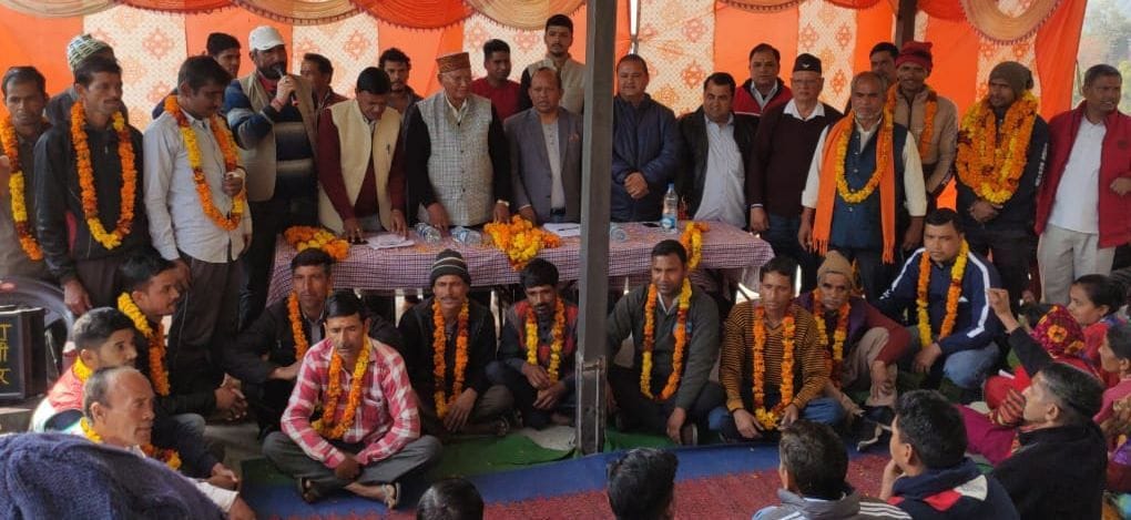 Workers should get united : Kunjwal
