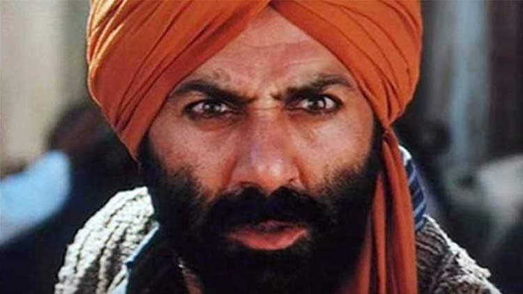 Pulwama Attack Anniversary: Bollywood Dialogues That Will Awaken The Patriot in You