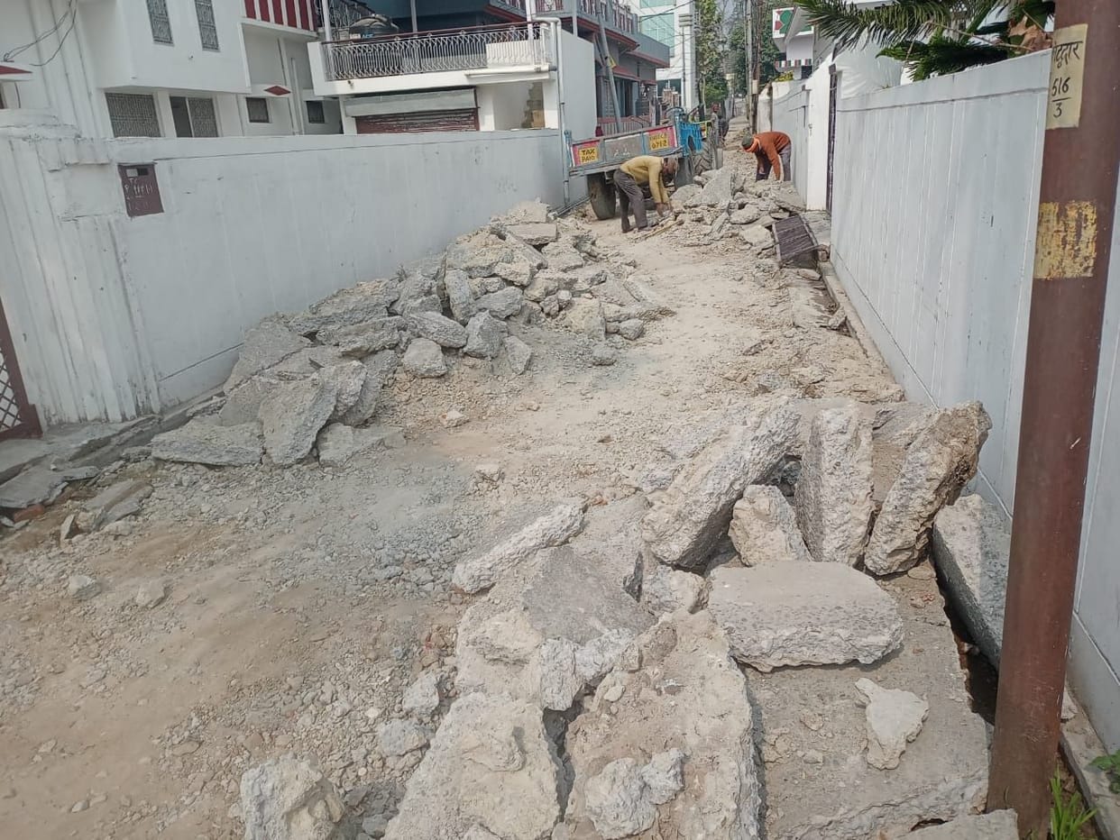 Road rebuilt by uprooting the fine road in Kalabad