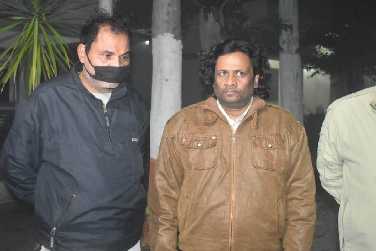 Meerut News: The accused have been revealed in fake high security number plate case