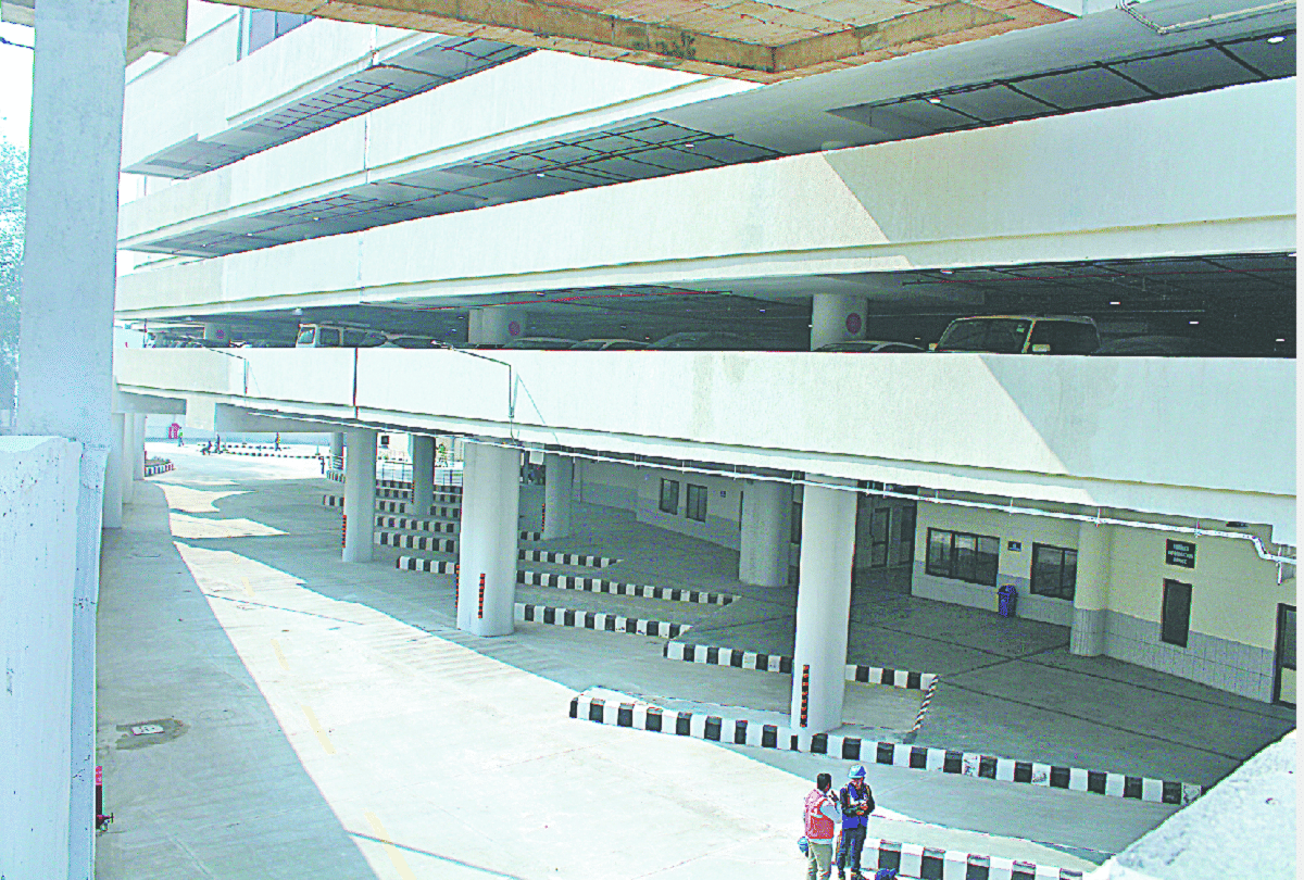The new bus stand could not get started in jammu city even after the Inaugaration