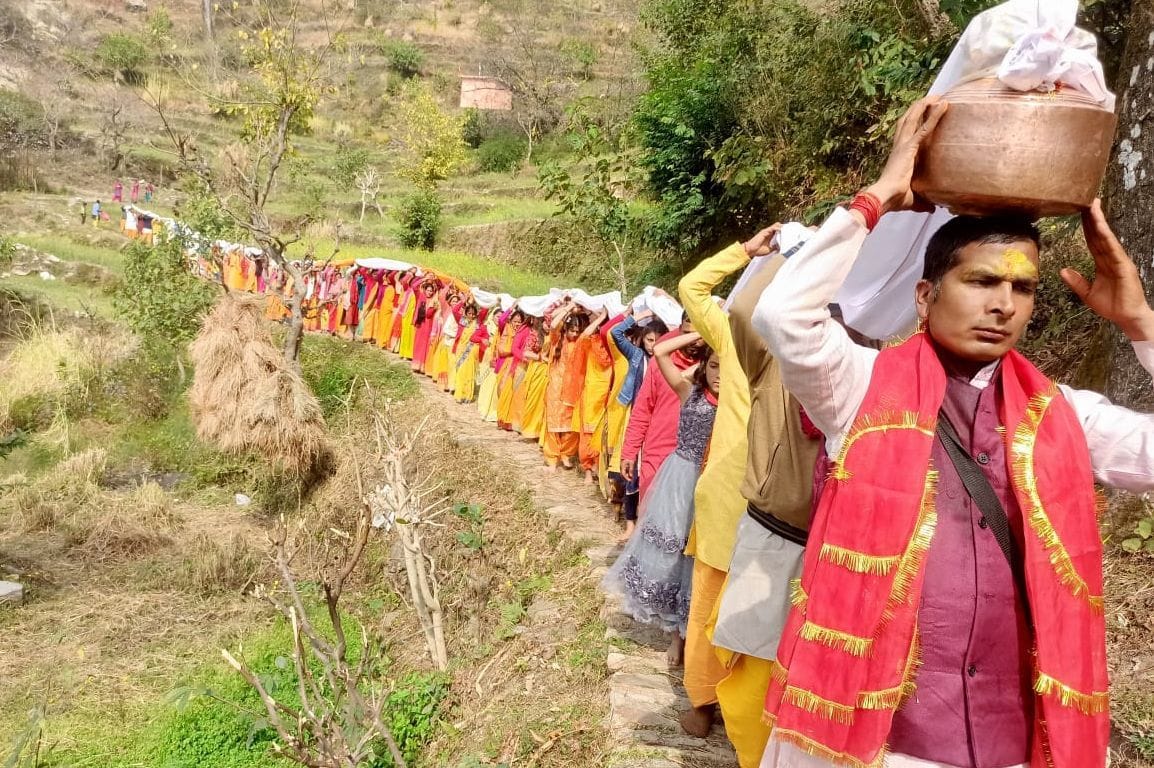 Grand Jalkash Yatra with 201 Kalashas taken out