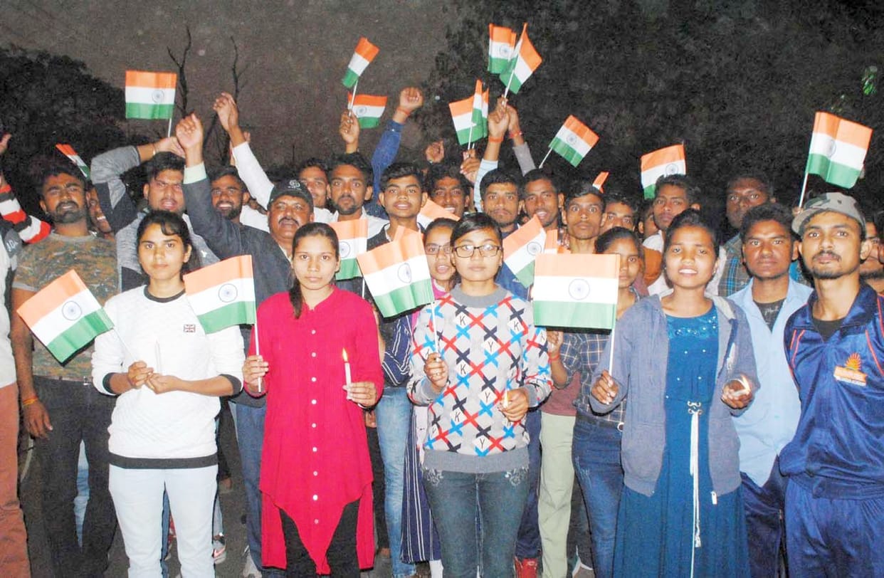 bjp,student,park,attack,ARMY
