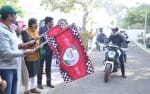 सिविल लाइन स्थित उपायुक्त कैंप कार्यालय से लव फॉर किड्स वुमन बाइक रैली को झंडी दिखाकर रवाना करते