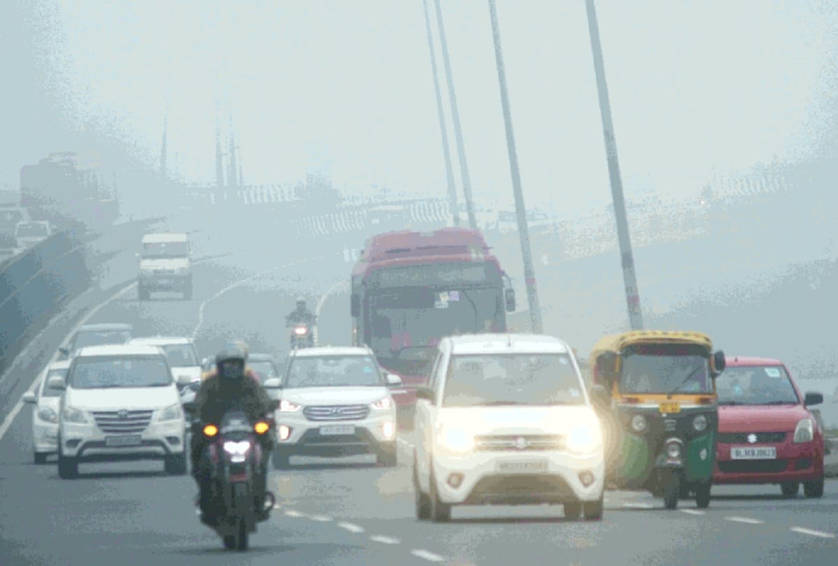 Delhi news:  Dense sheet of fog on Delhi-NCR, pollution also increased, no relief yet