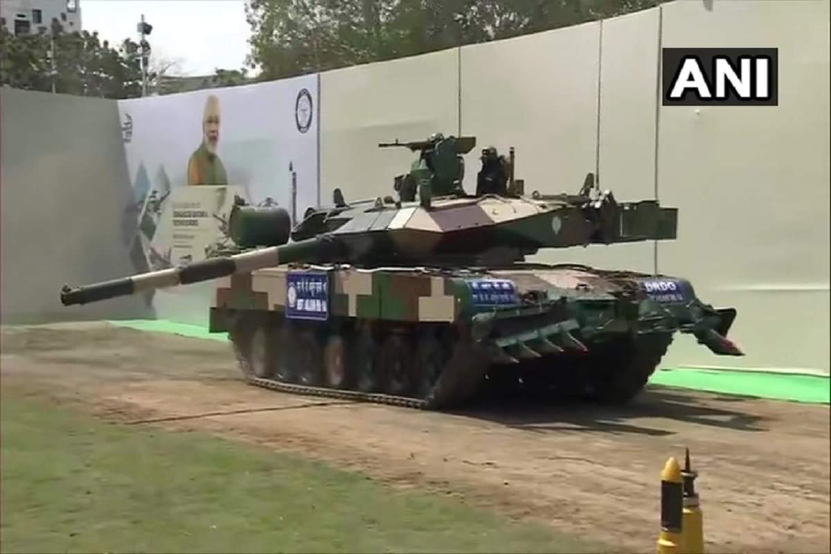 PM Narendra Modi hands over indigenous Arjun tank to Indian Army Chief General MM Naravane tamilnadu chennai