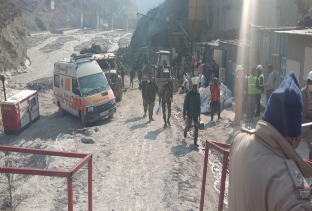 Uttarakhand Chamoli News: Search operation Fast after Dead Bodies Recovered From Tunnel Photos