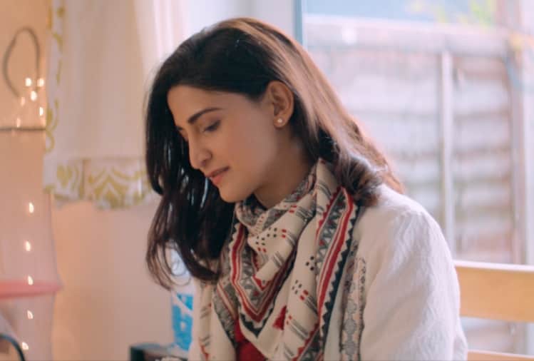 Bawri Chhori review by Pakaj shukla, Aahana takes load of the whole movie