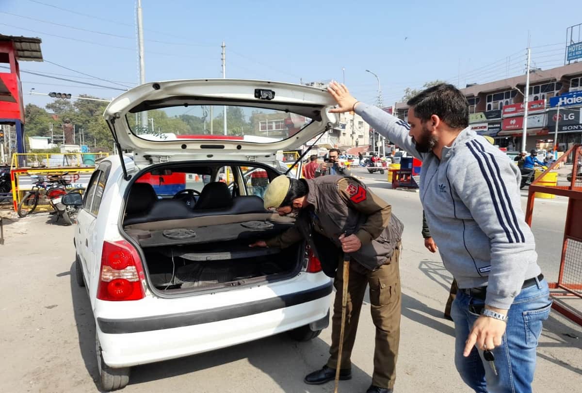 Jammu kashmir News seven kg IED recovered from Jammu Bus Stand Terrorist Atttck foiled by Security Forces