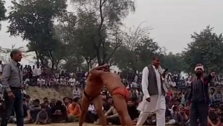 Mathura: Umesh won the final wrestling without fighting in Jadumpur