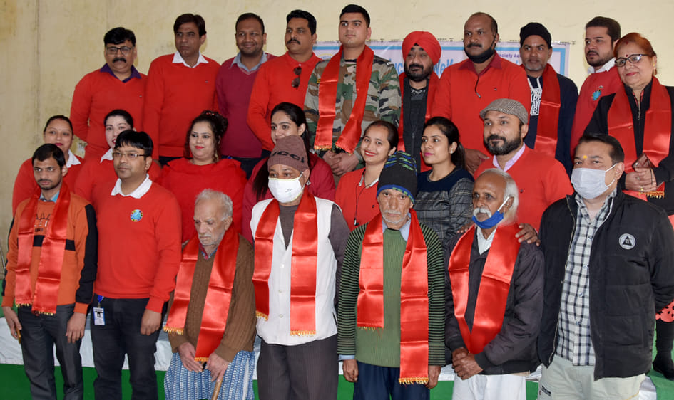Valentine's Day celebrated with elders in old age home