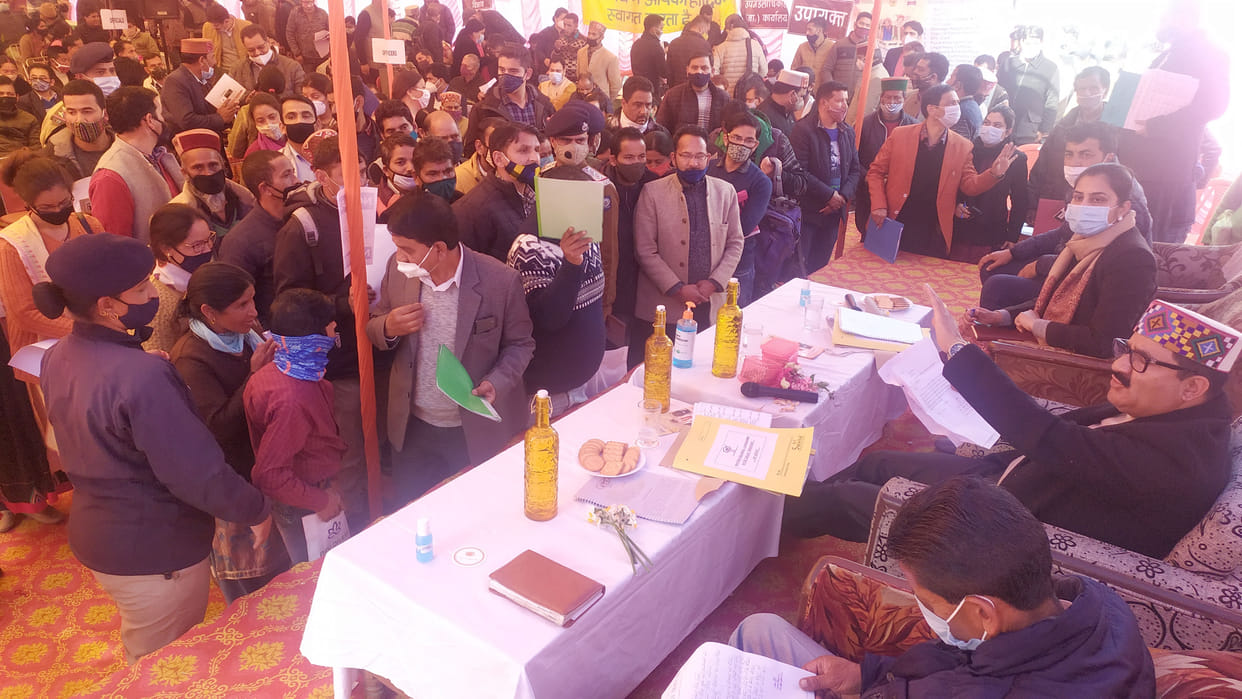 complainer came in front of stage in janmanch