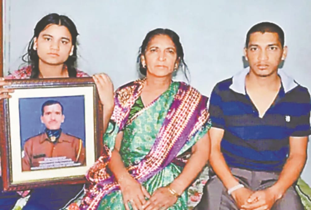 Pulwama Attack 2nd Anniversary: Martyr Mohanlal Raturi son Sriram wants to become an officer in Indian army