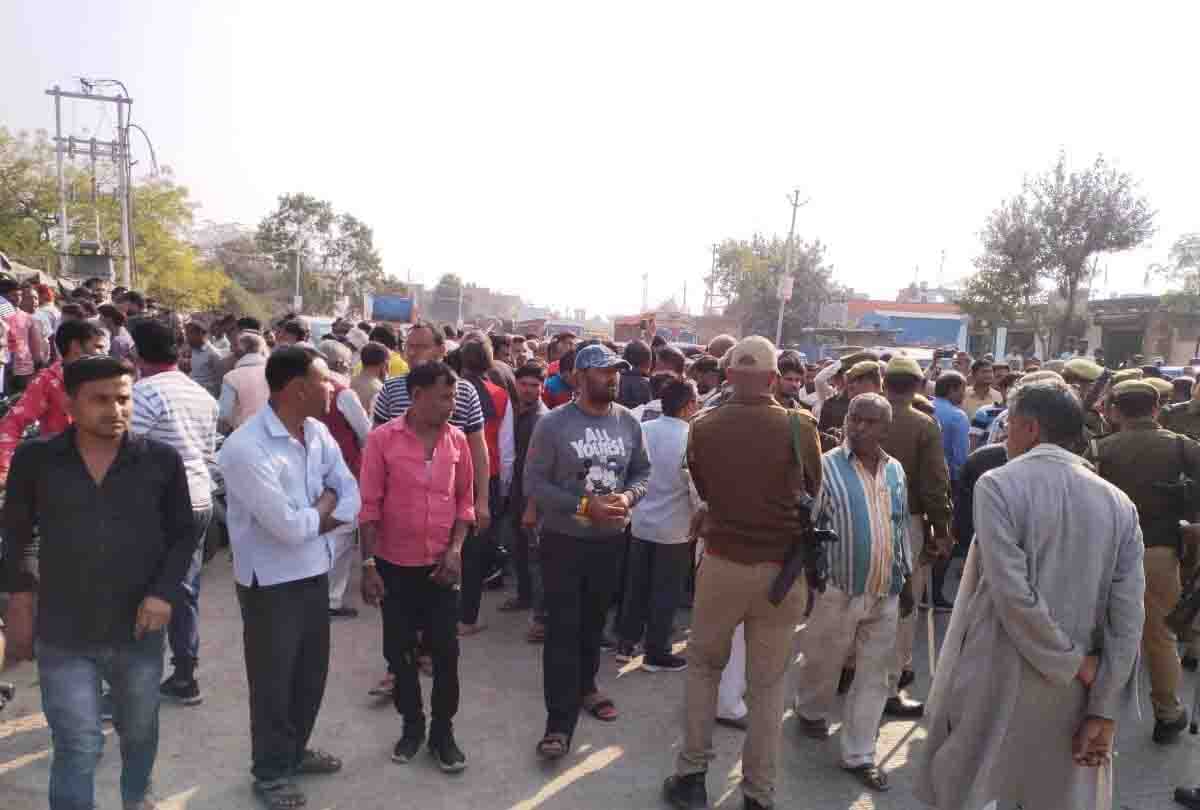 UP: Lawyer's suicide troubled by threat of block chief in Mahoba, angry mob jammed highway
