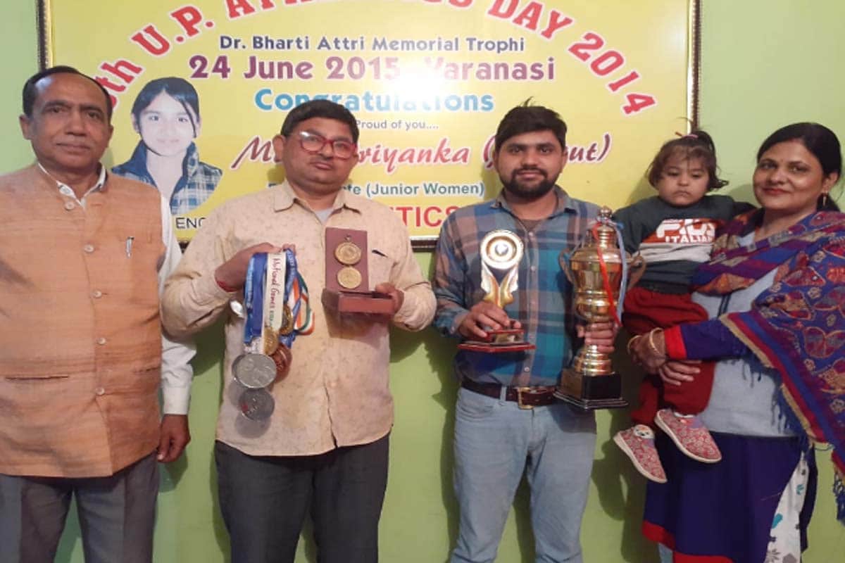 Roadways Bus Conductor Daughter Creates History in Meerut, got ticket for tokyo olympic