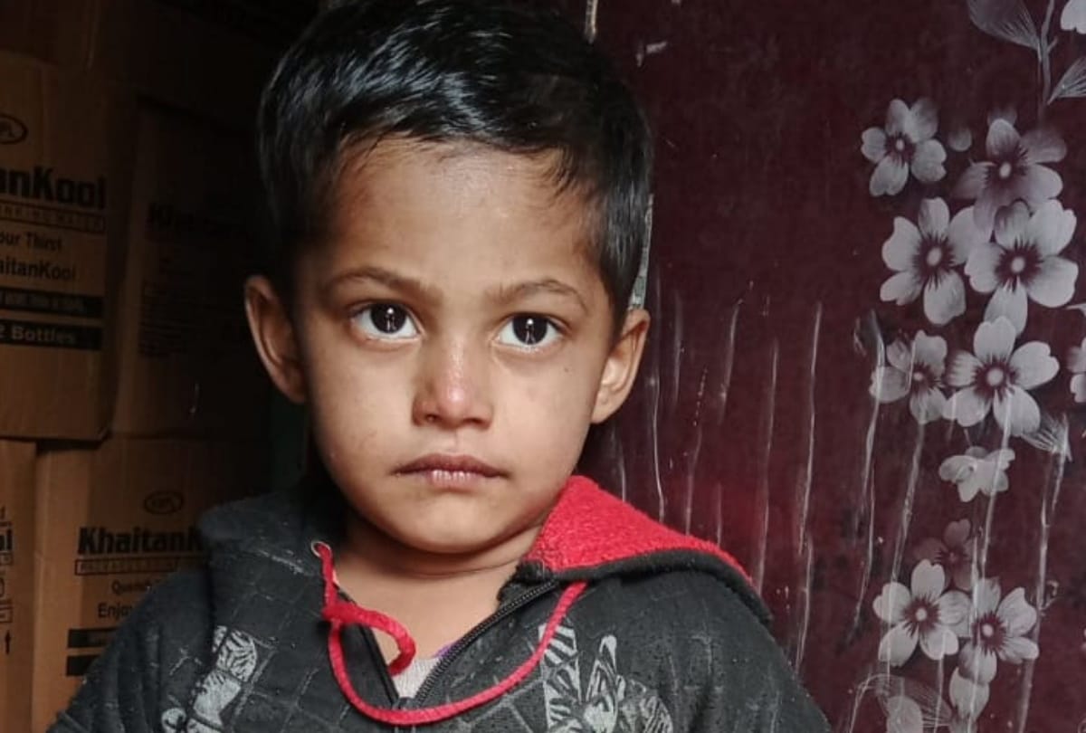Greater Noida ritik kidnapping and murder case father saw biscuit in his dead son hand and started weeping badly