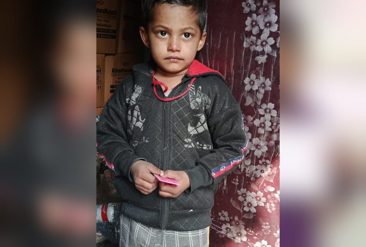 Greater Noida ritik kidnapping and murder case father saw biscuit in his dead son hand and started weeping badly
