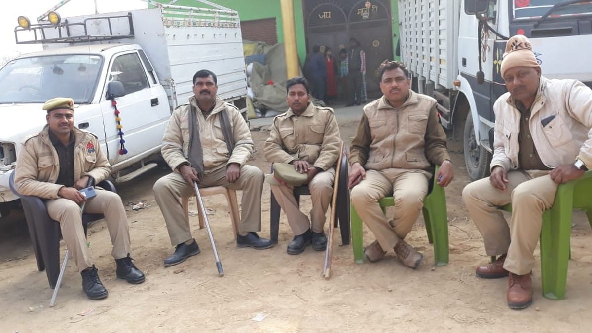 Firing shooting on mother and son while sleeping in mau up
