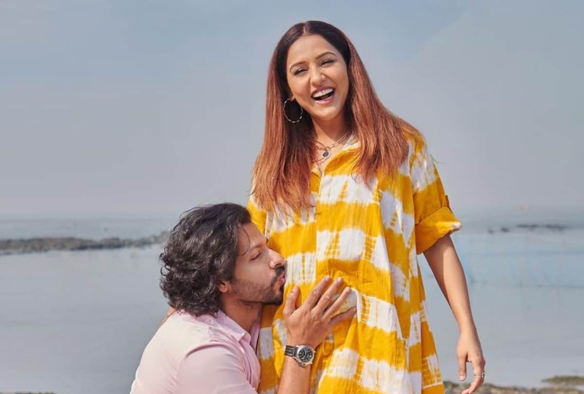 Shreya Goshal to Neeti Mohan these celebrities announces pregnancy news will welcome their child in 2021