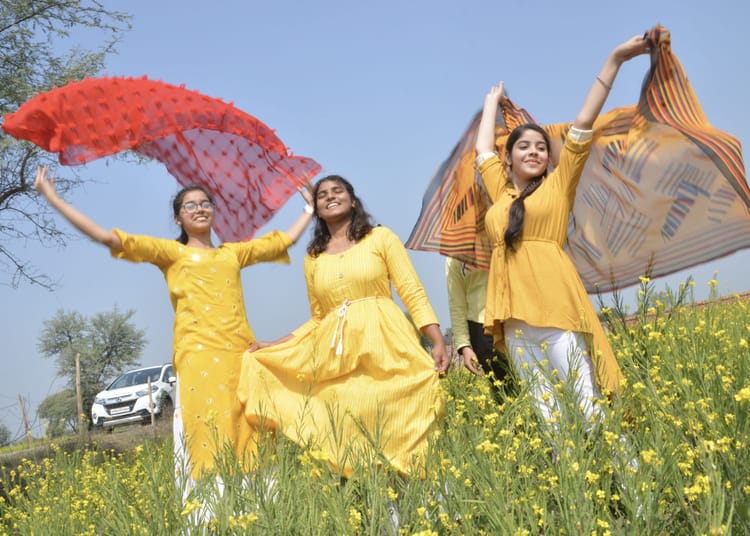 Basant Panchmi,basant Panchami 2021,basant Panchami 2022,basant Panchami  Parv,indian Festival,hindu Calender,hindu Festivals - Firozabad News - रवि  और अमृत सिद्धि योग में मनेगी वसंत पंचमी