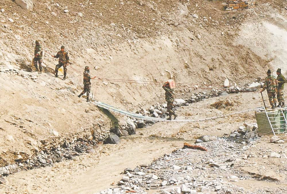 Uttarakhand Chamoli news: Many people may have buried under swamp in barrage site