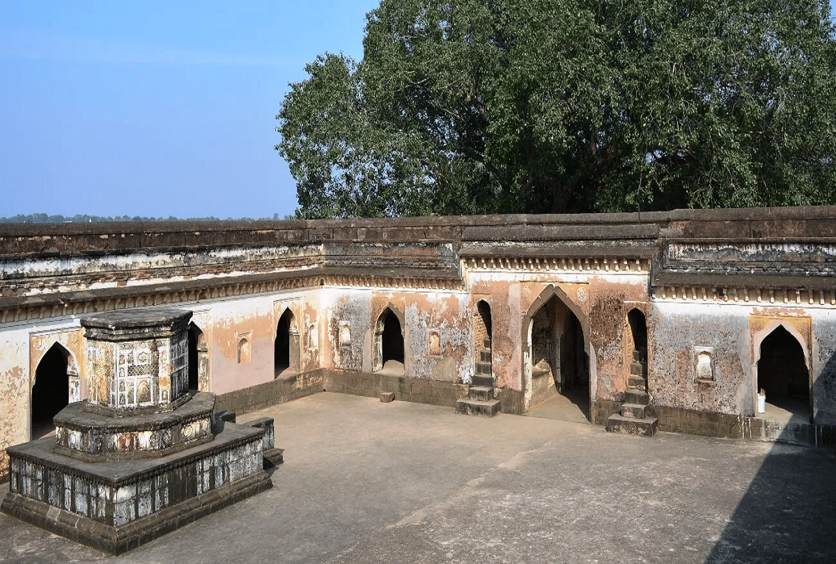 Bajirao Peshwa Samadhi place of history, religion and peace