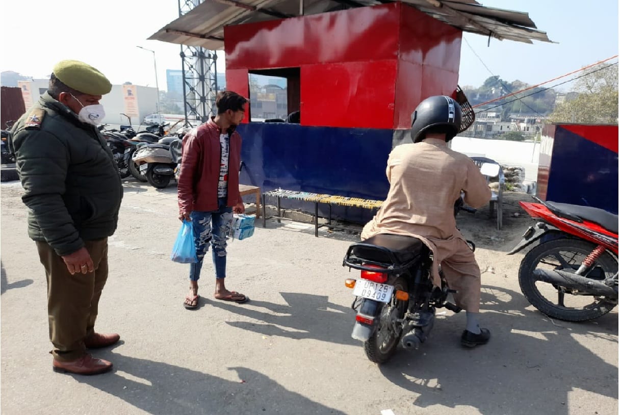 jammu bus stand ied case On IED in Urdu 'Keep this side to enemy