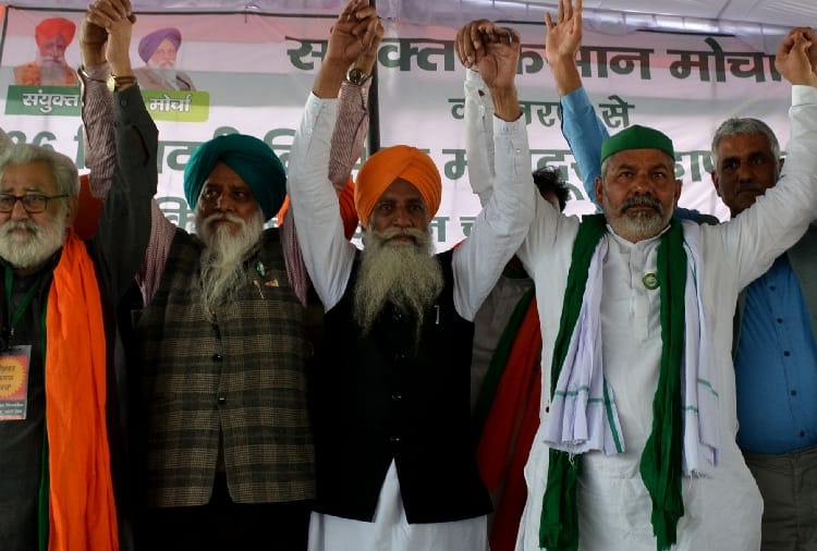 Rakesh Tikait in a new avatar at kisan mahapanchayat at Indri of Haryana