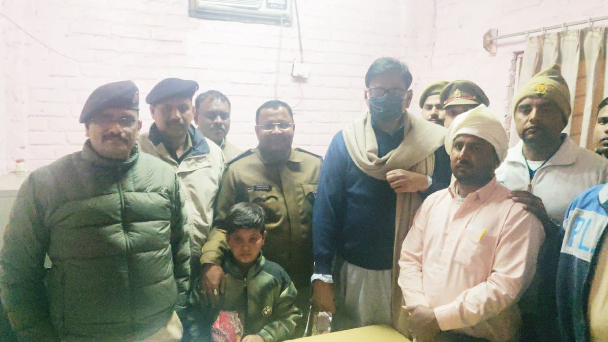 The accused escaped leaving the kidnapped student