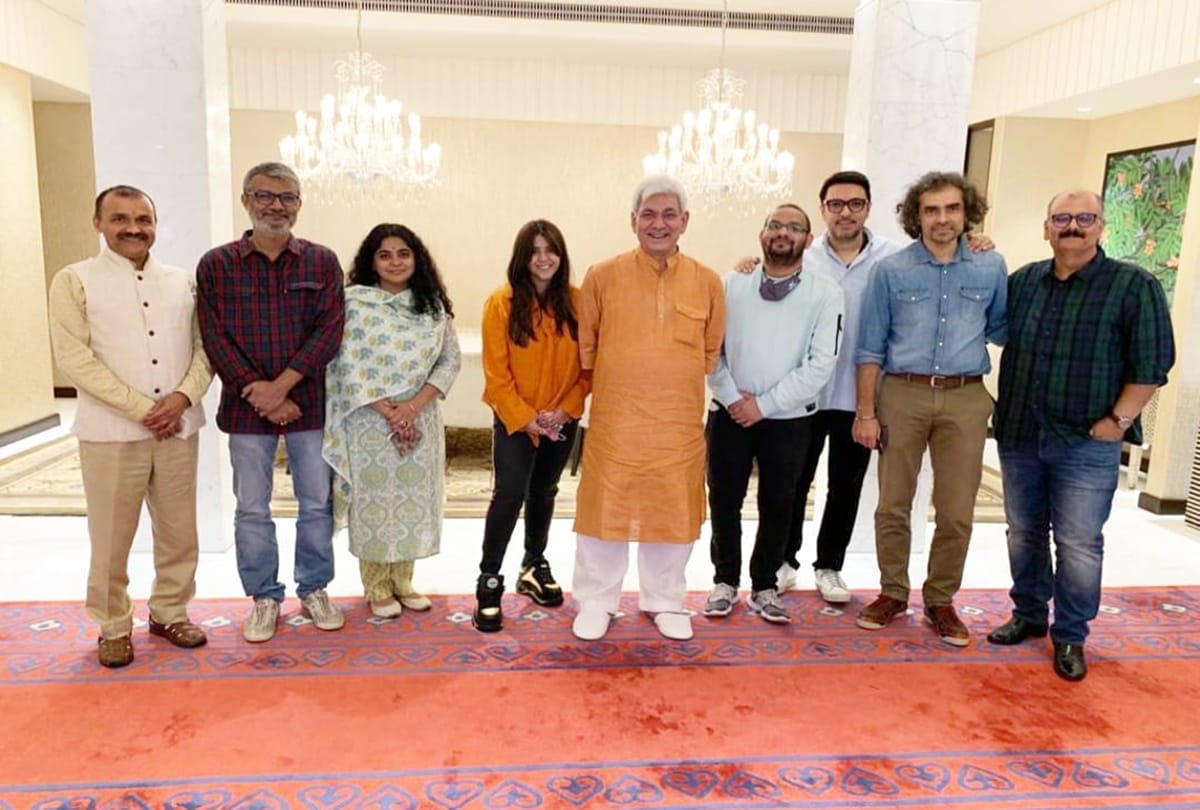 Jammu Kashmir Lieutenant Governor Manoj Sinha Meeting With Film Industry Karan Johar Dinesh Vijan Imtiaz Ali Nitesh Tiwari