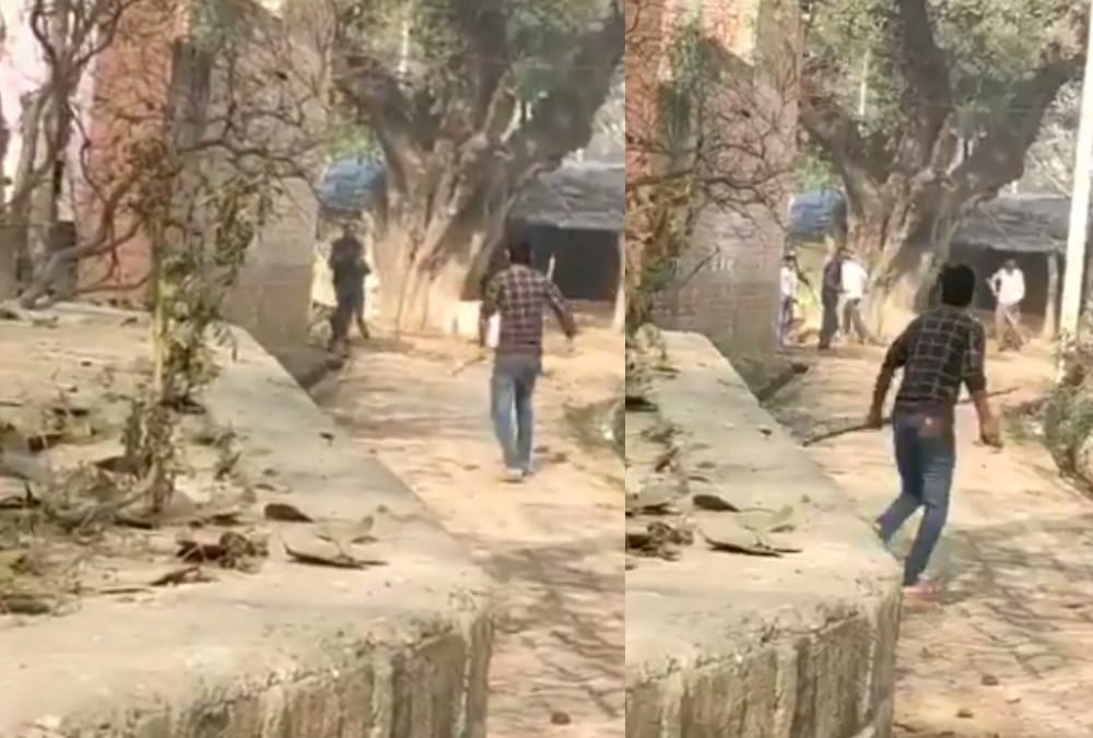 Clash between two groups in Pisawan thana kshetra Sitapur.
