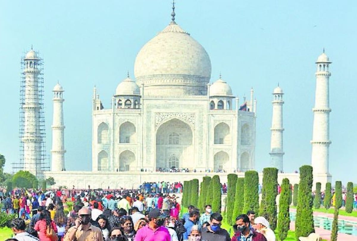 Taj Mahal Entry Will Free For Woman At International Women Day 2021