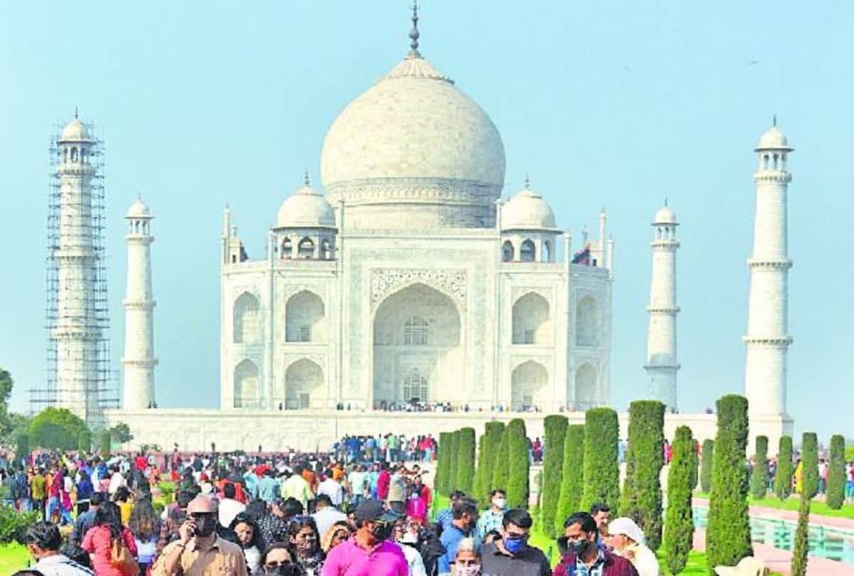 Taj Mahal Three Day Urs Starts From Today
