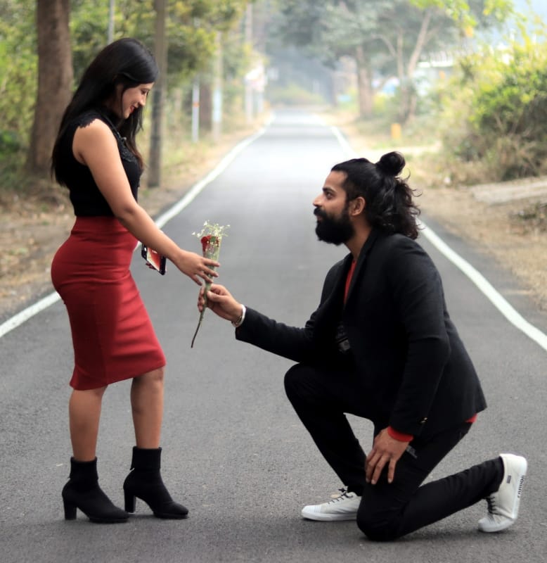 Valentine Day 2021: Youth Celebrated Valentine Day in  Dehradun, watch beautiful photos