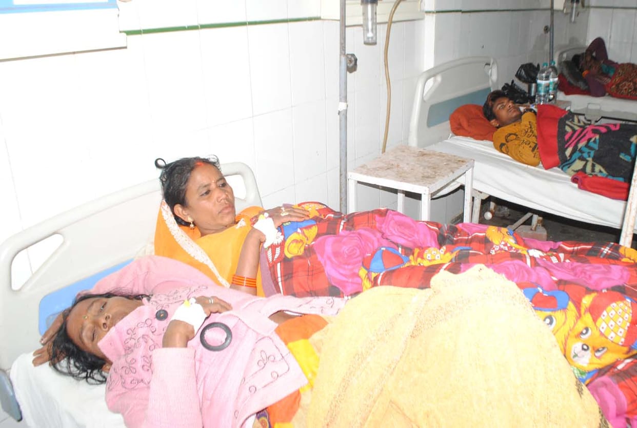 hospital,police,truck,banda,jhansi mirjapur national higway