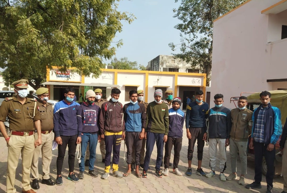 ten youths arrested with fake documents in sena bharti rally agra