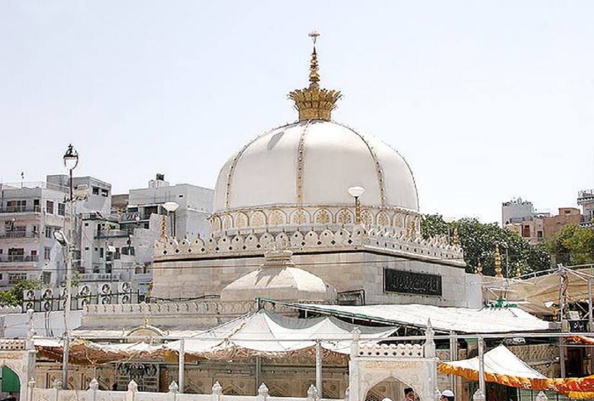 Best Places to Visit in Rajasthan With Friends Know These Travel Destination for Tour