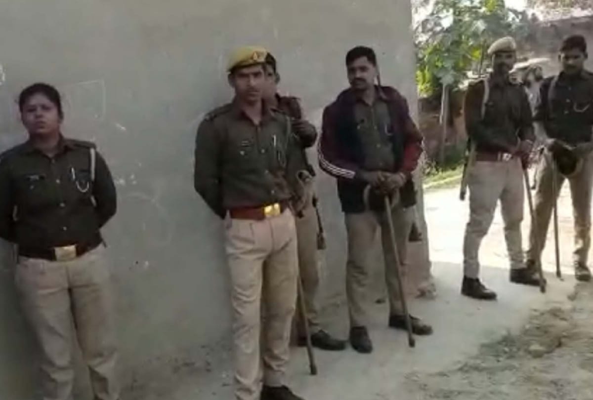 Gangster Sanjay Yadav's three houses attached, houses worth about one crore rupees