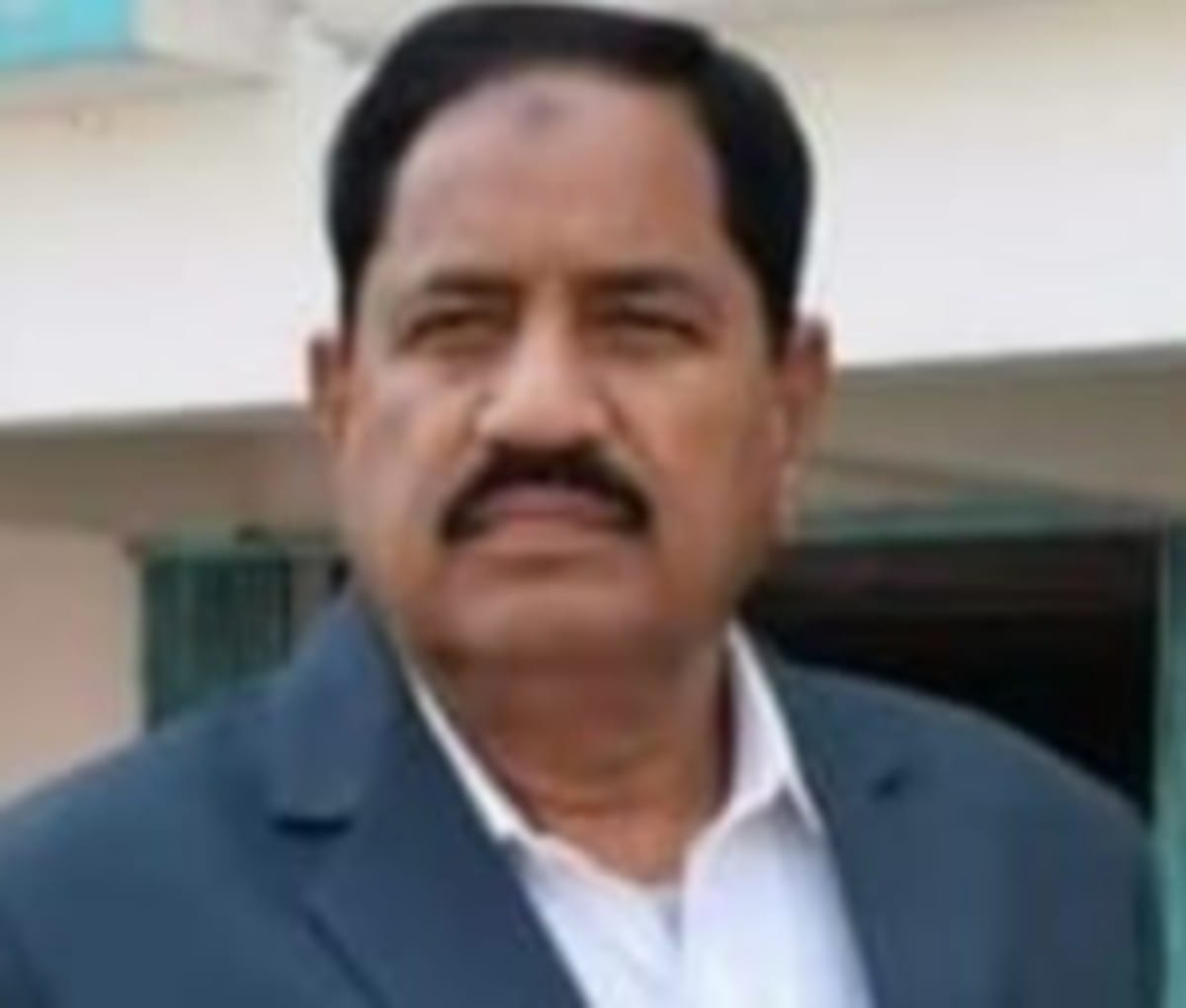 BSP leader murder case: fir registered against six people police taken three in custody for investigation in azamarh
