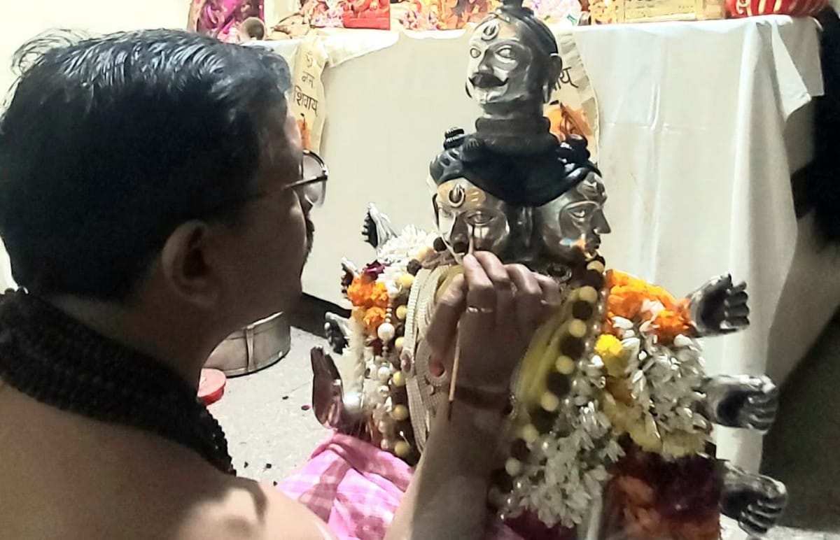 Kashi vishwanath tilkotsav on basant panchami in varanasi