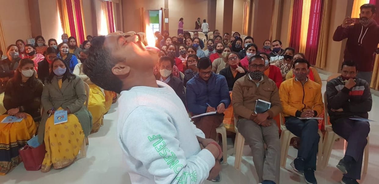 Chamatkar ko No Namaskar
