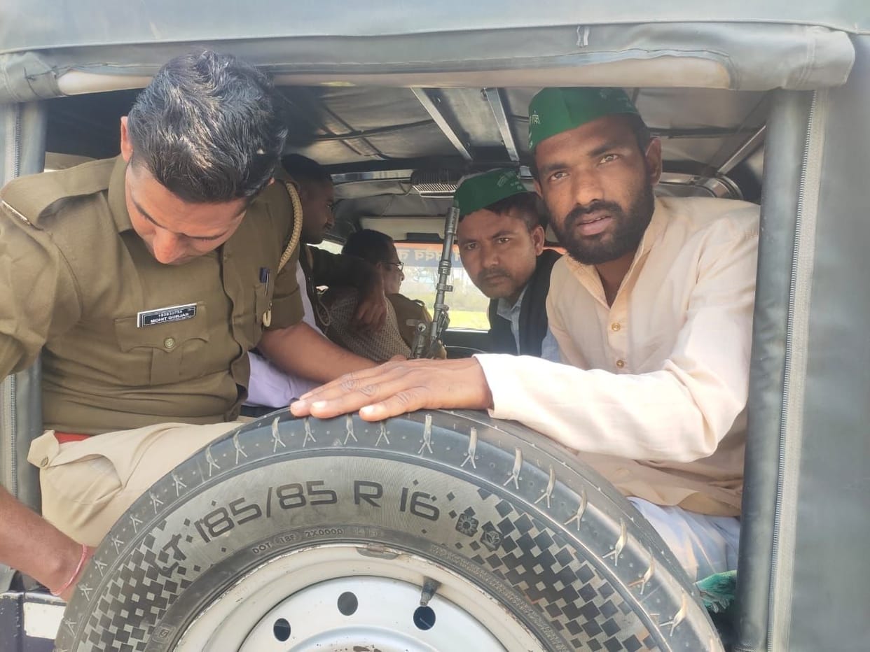 chhotoo raam jayantee manaane par kisaan netaon aur pulis mein nokajhonk
