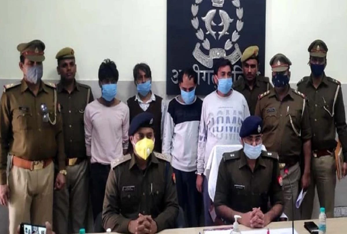 hemp smugglers arrested with cost of Rs 20 lakh one absconding