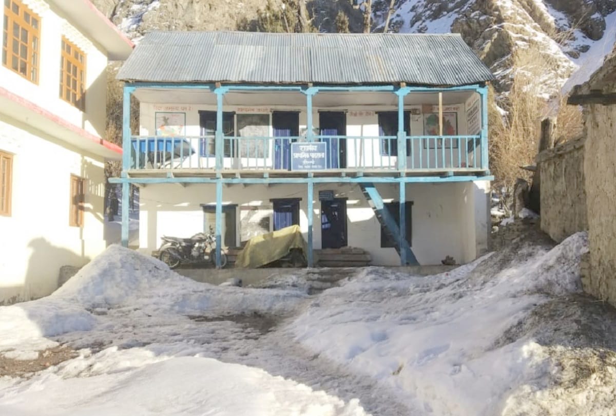 himachal news today: average six students only in primary govt school of lahul spiti