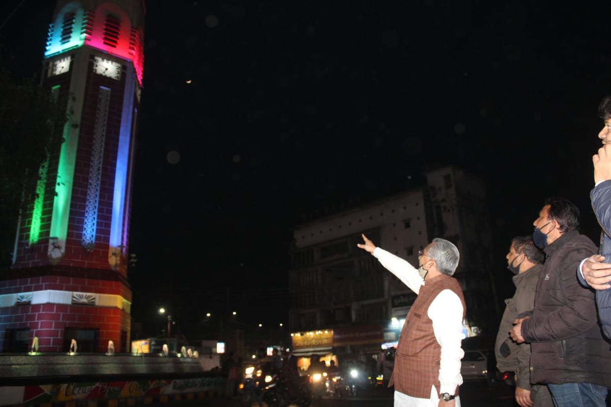 Now the clock tower will be seen in a different color every night