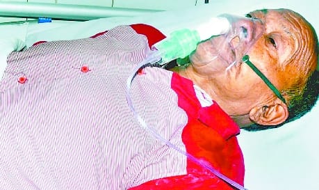 Shot in railway ground in front of Baradari police station, two injured