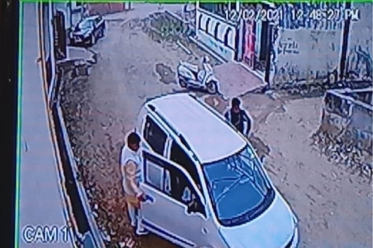 Meerut Advocate Suicide Case: complete incident has capture in CCTV Cemra and see photos