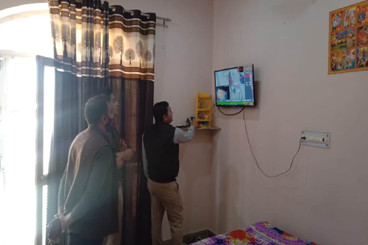 Meerut Advocate Suicide Case: complete incident has capture in CCTV Cemra and see photos